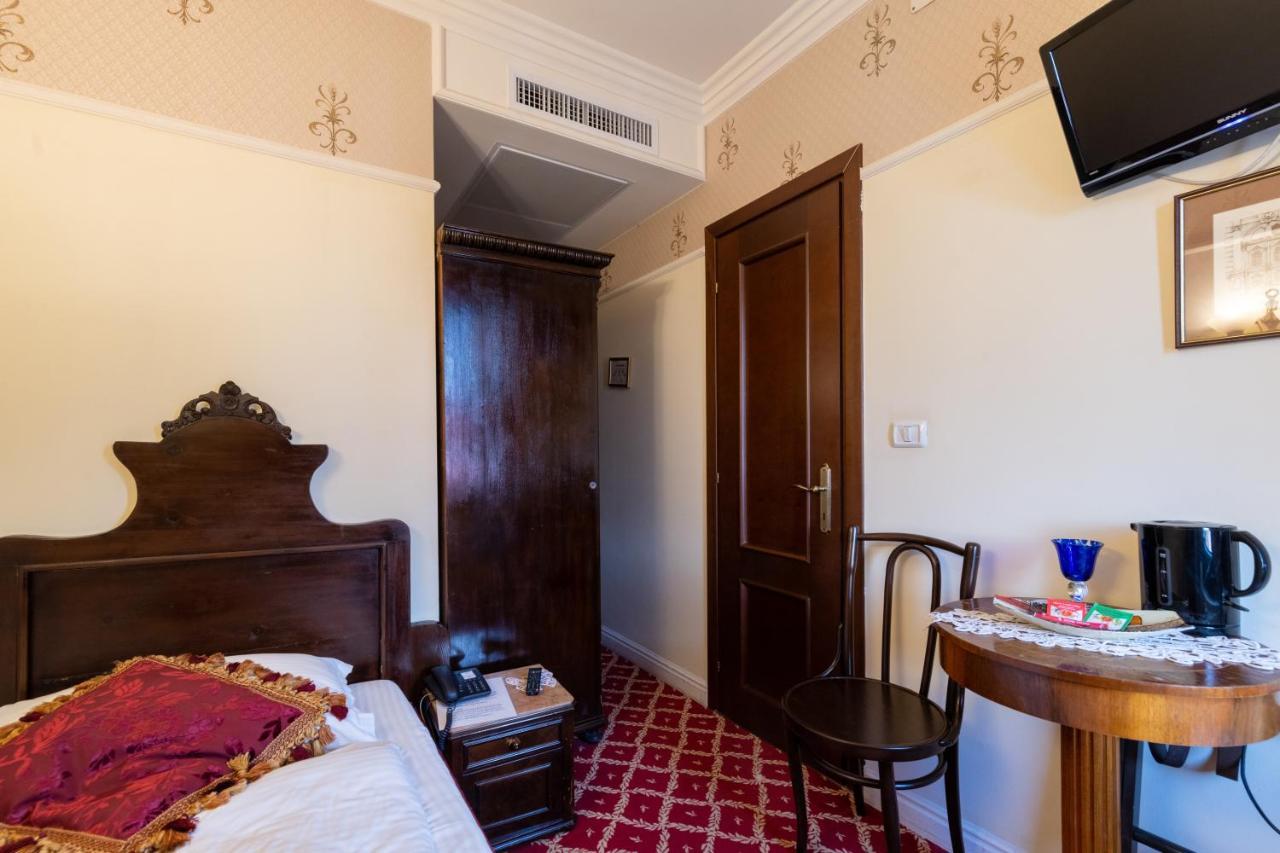 Casa Del Sole Boutique Hotel Тимишоара Екстериор снимка