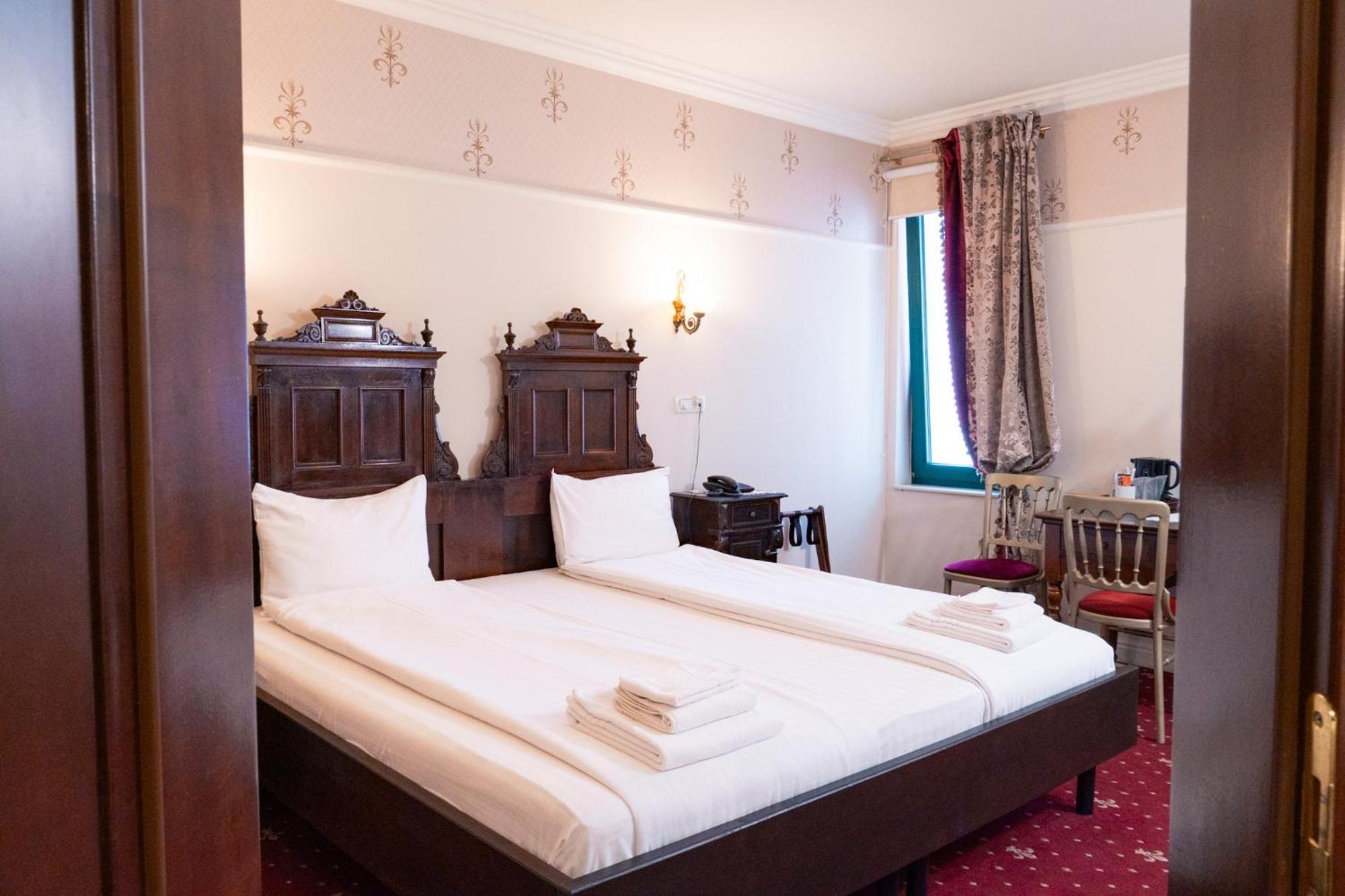Casa Del Sole Boutique Hotel Тимишоара Екстериор снимка